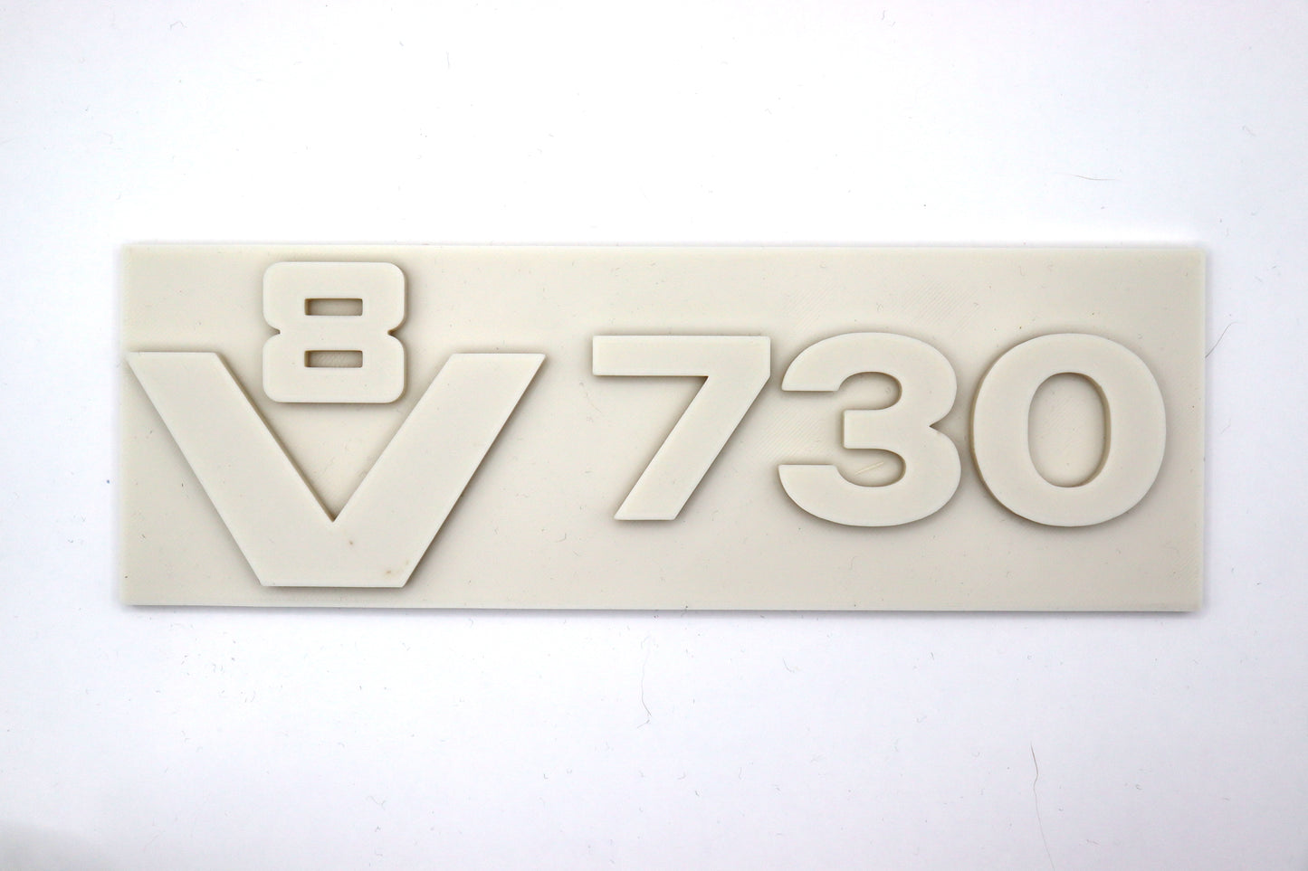 oldskool V8 730 bordje